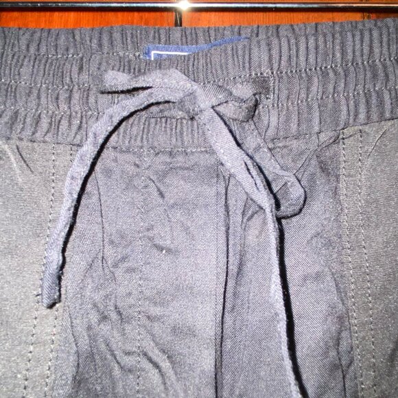 GAP Black Pants with Elastic / Drawstring Waist Medium NWOT - Picture 2 of 13